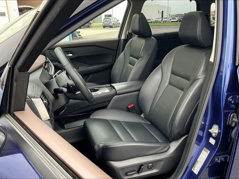 Used 2023 Nissan Rogue SL w/ SL Premium Package FWD image 5