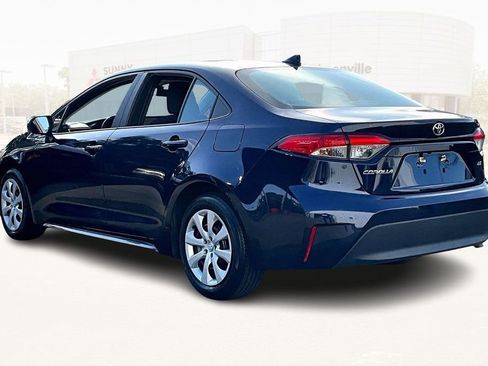 Used 2023 Toyota Corolla LE image 4