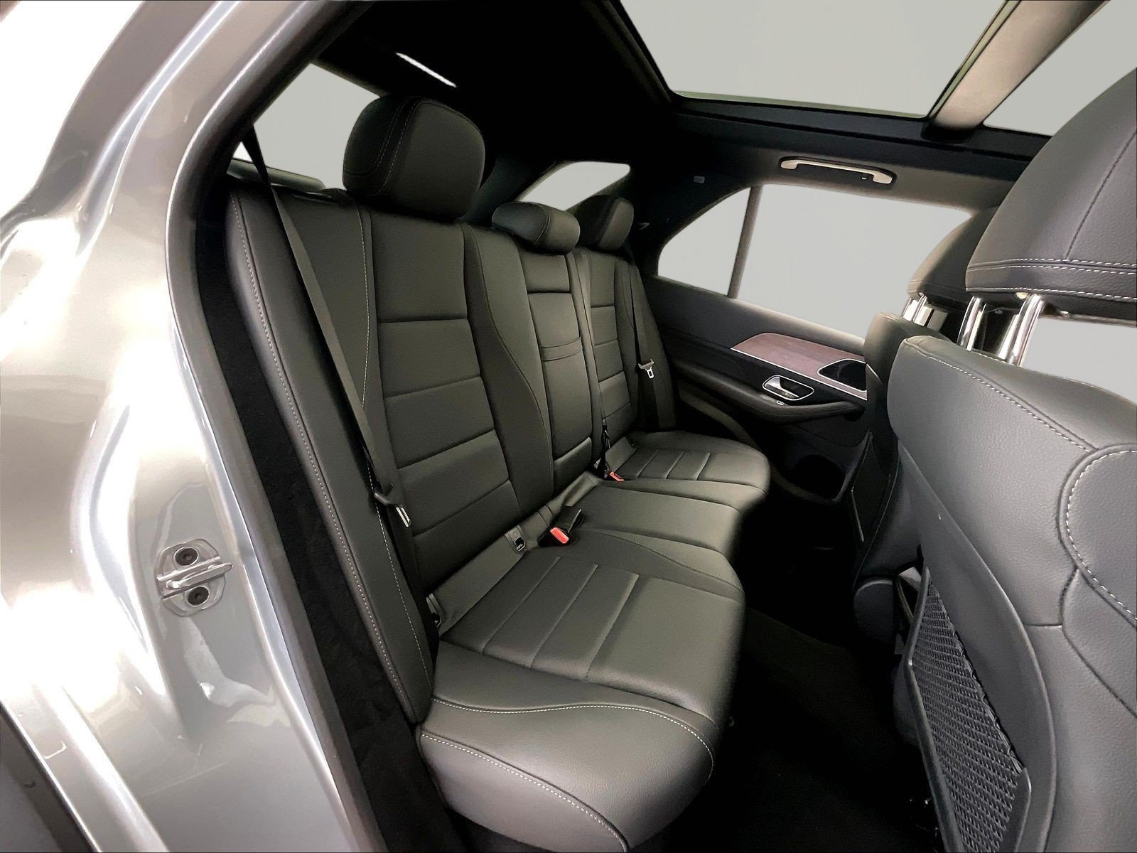 Certified 2025 Mercedes-Benz GLE 350 4MATIC image 25