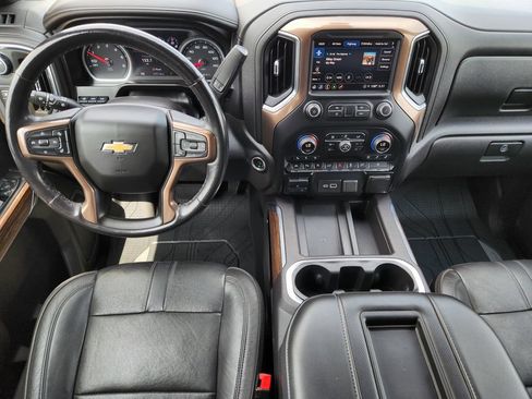 Used 2021 Chevrolet Silverado 1500 High Country w/ Technology Package RWD image 26