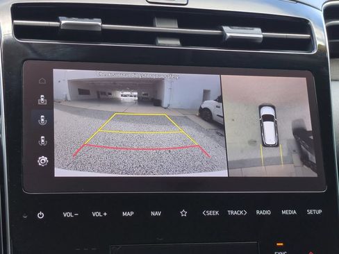 Used 2022 Hyundai Tucson Limited w/ Cargo Package FWD image 19