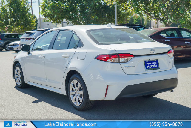 Used 2025 Toyota Corolla LE FWD image 11