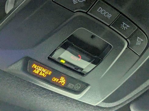 Used 2026 Toyota Corolla SE FWD image 40