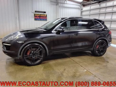 Used 2011 Porsche Cayenne Turbo AWD/4WD image 5