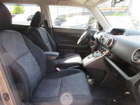 Used 2012 Scion xB image 26