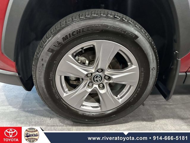 Used 2023 Toyota RAV4 XLE w/ Convenience Package AWD/4WD image 10