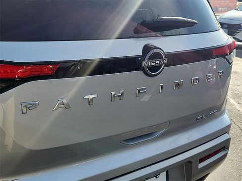 Certified 2022 Nissan Pathfinder SL image 31
