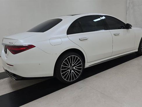 Used 2023 Mercedes-Benz S 500 4MATIC image 4