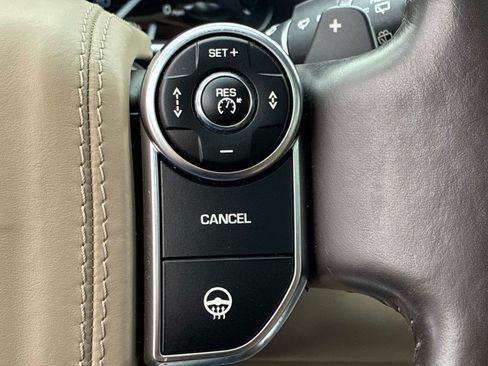 Used 2015 Land Rover Range Rover HSE AWD/4WD image 30