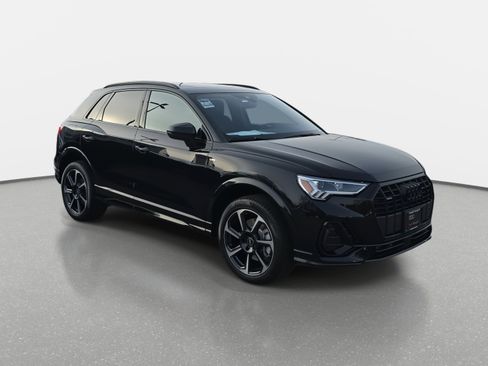 New 2025 Audi Q3 2.0T Premium Plus image 3