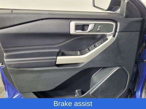 Used 2021 Ford Explorer XLT w/ Equipment Group 202A image 14