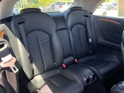 Used 2007 Mercedes-Benz CLK 350 Cabriolet image 26