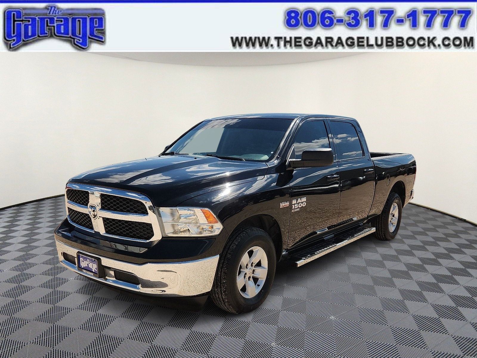 Used 2021 RAM 1500 Classic SLT AWD/4WD image 1