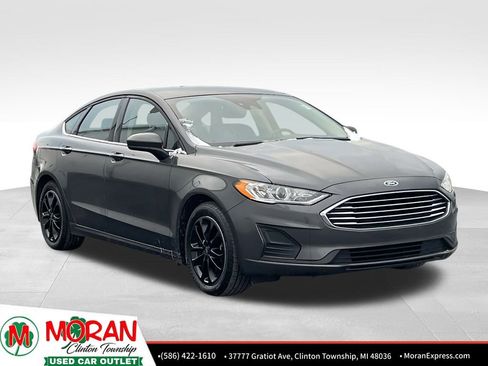 Used 2019 Ford Fusion SE image 7