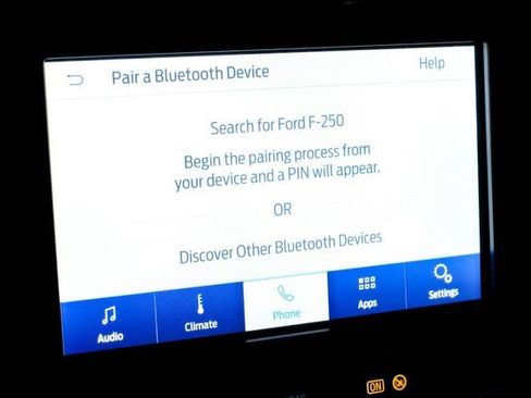 Used 2020 Ford F250 Lariat w/ Chrome Package image 28