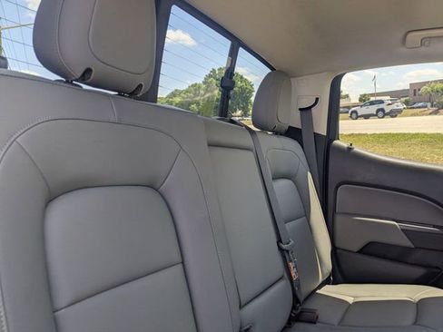 Used 2016 Chevrolet Colorado LT w/ Luxury Package, Chrome RWD image 28