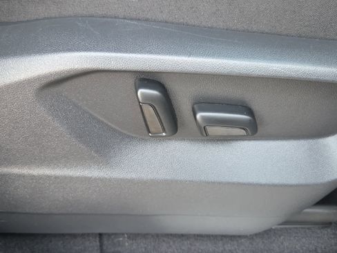 Used 2020 Volkswagen Atlas Cross Sport SEL Premium R-Line image 27