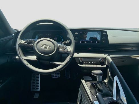 New 2026 Hyundai Elantra Sport FWD image 15