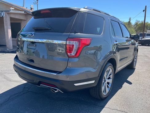 Used 2018 Ford Explorer Limited FWD image 5