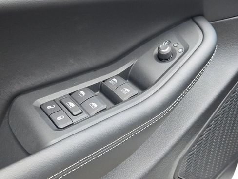 New 2025 Jeep Grand Cherokee Limited image 23