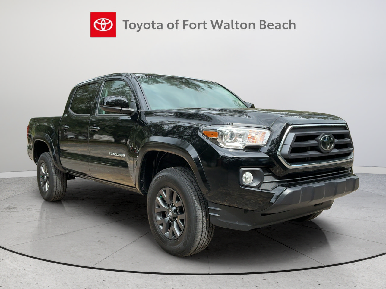 Used 2023 Toyota Tacoma SR5 RWD image 1