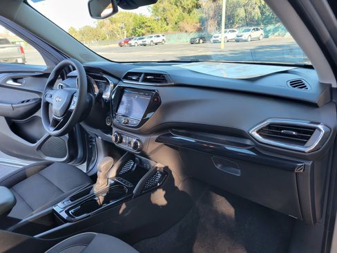 Certified 2023 Chevrolet TrailBlazer LT w/ Convenience Package image 27