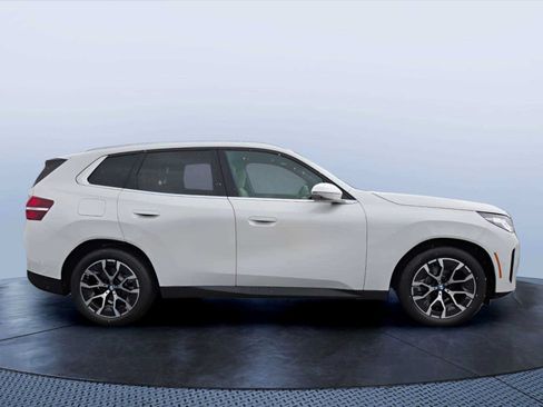 New 2026 BMW X3 xDrive30i w/ Premium Package AWD/4WD image 7