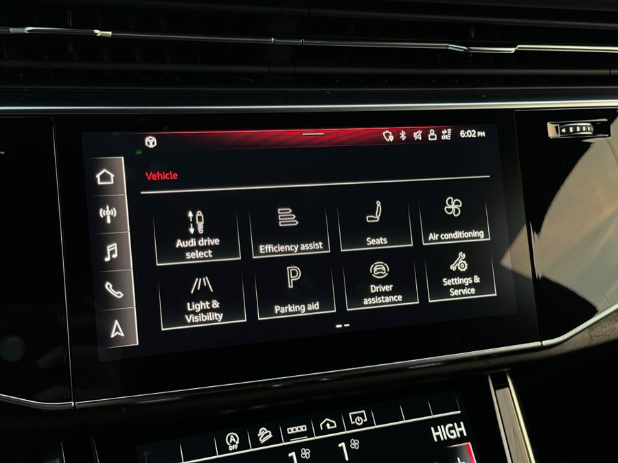 Used 2023 Audi Q8 Premium Plus w/ Premium Plus Package AWD/4WD image 56