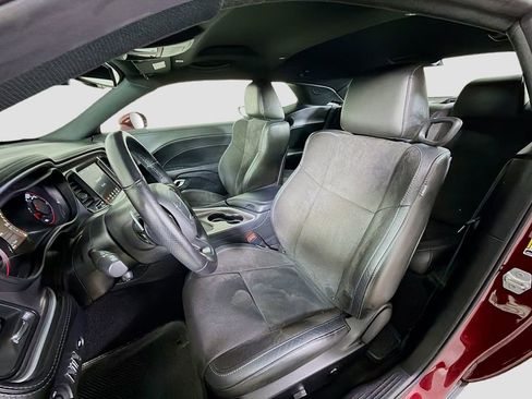 Used 2021 Dodge Challenger GT w/ Plus Package image 12