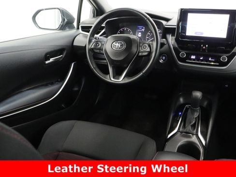 Used 2025 Toyota Corolla SE image 28