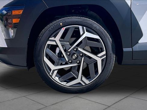 New 2026 Hyundai Kona SEL Premium FWD image 9