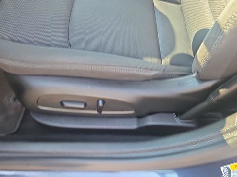 Used 2016 Chevrolet Cruze LT w/ Convenience Package FWD image 14