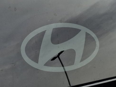 New 2026 Hyundai Ioniq 9 SE image 21