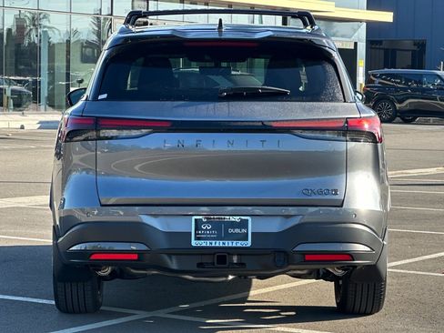 New 2026 INFINITI QX60 Autograph w/ Dark Cargo Package image 4