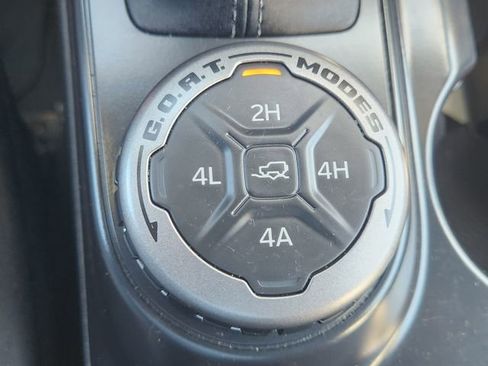 Used 2024 Ford Bronco Black Diamond w/ Sasquatch Package image 21