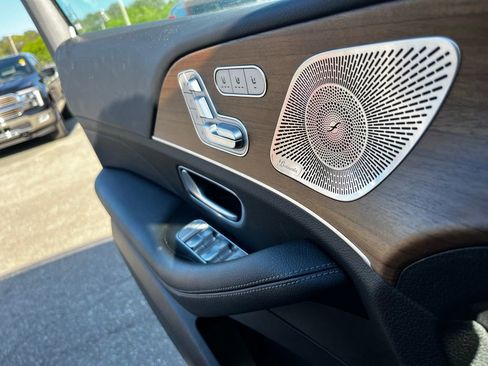 Used 2024 Mercedes-Benz GLE 350 4MATIC image 11