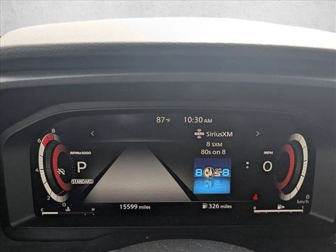 Used 2024 Nissan Rogue SL FWD image 11