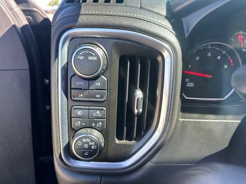 Used 2021 Chevrolet Silverado 2500 LTZ w/ Z71 Off-Road Package AWD/4WD image 12
