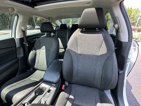 Used 2024 Honda Accord EX image 8