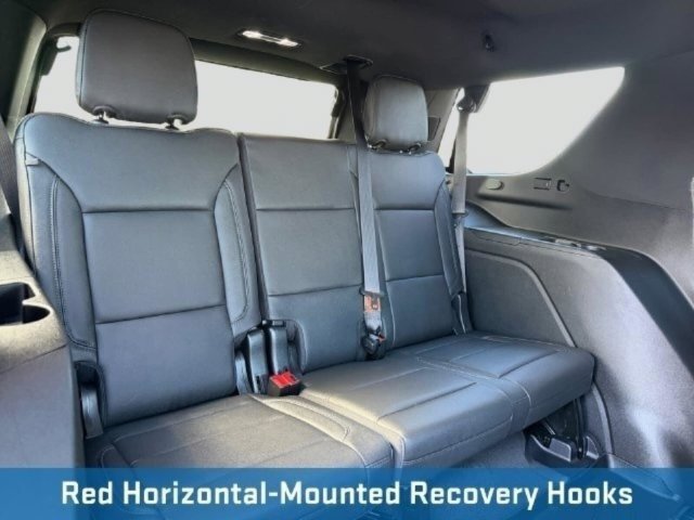 Used 2022 Chevrolet Tahoe Z71 w/ Luxury Package AWD/4WD image 46