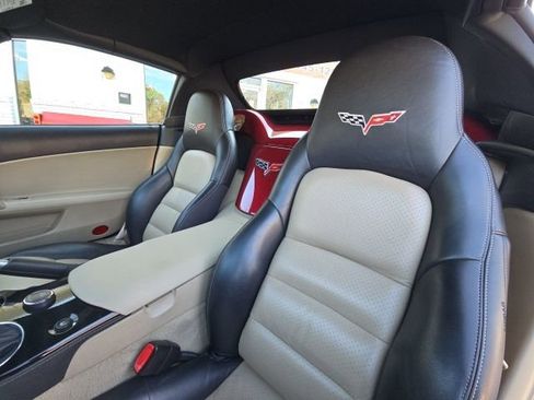 Used 2009 Chevrolet Corvette Convertible w/ Preferred Equipment Group image 15