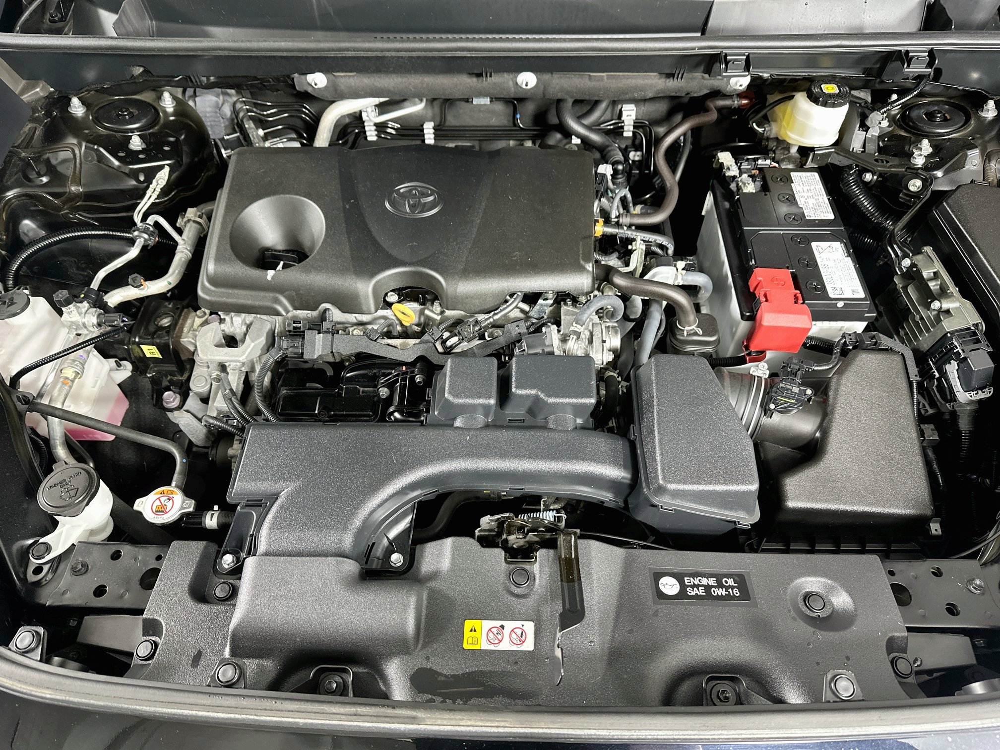 Used 2025 Toyota RAV4 XLE FWD image 26