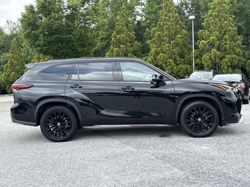 Certified 2025 Toyota Highlander XSE AWD/4WD image 31