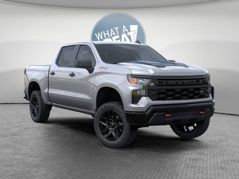 New 2026 Chevrolet Silverado 1500 Custom Trail Boss w/ LPO, Dark Essentials Package AWD/4WD image 7