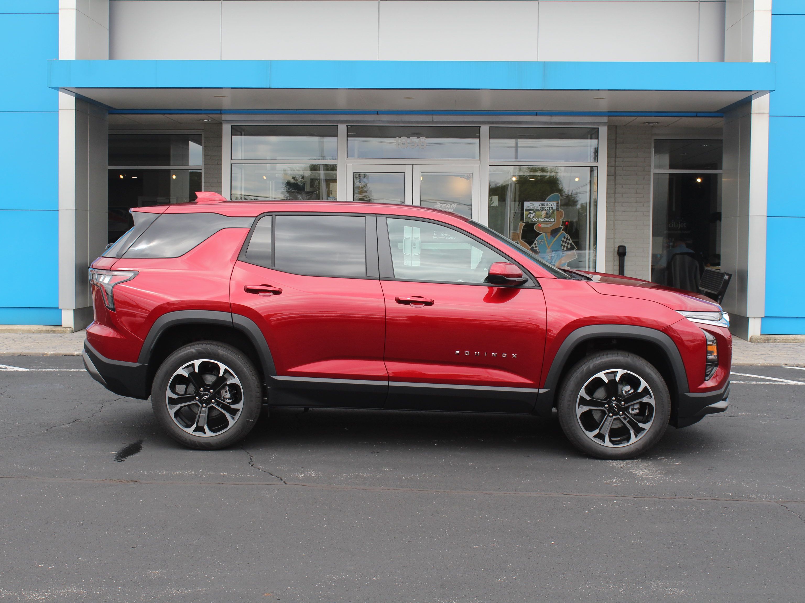 New 2027 Chevrolet Equinox LT AWD/4WD image 5