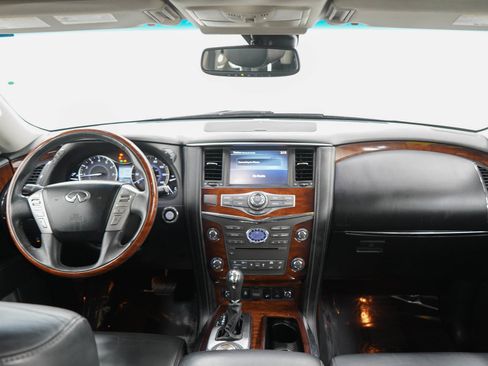 Used 2016 INFINITI QX80 4WD w/ Deluxe Technology Package image 14