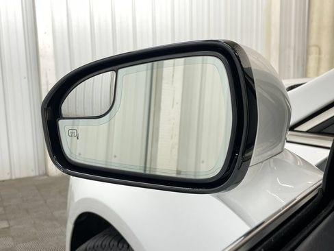 Used 2017 Ford Fusion Titanium FWD image 36