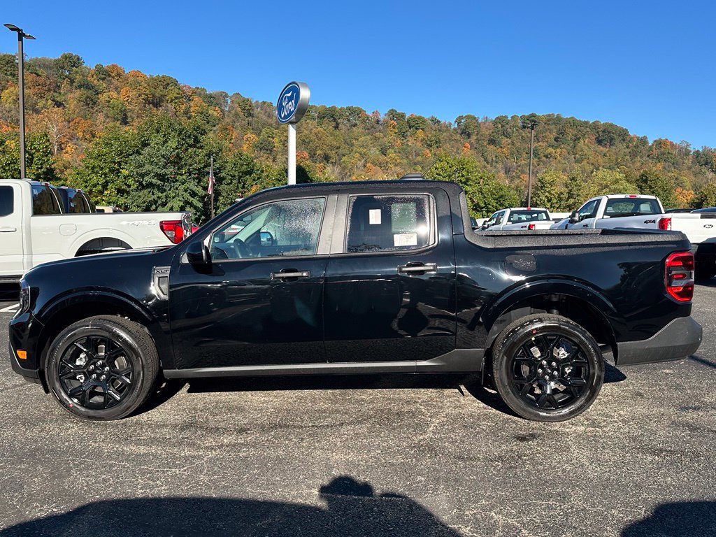 New 2026 Ford Maverick XLT w/ Equipment Group 301A AWD/4WD image 2