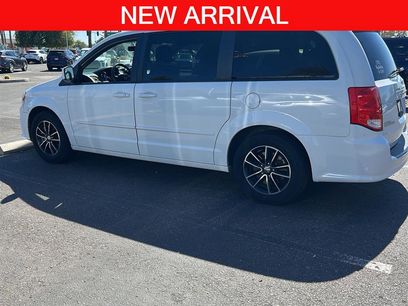 Used 2017 Dodge Grand Caravan SE