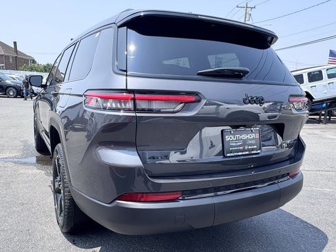 New 2025 Jeep Grand Cherokee L Limited w/ Black Appearance Package image 5